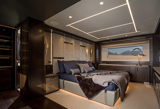 Sunseeker 88 Yacht - Image courtesy of Sunseeker International