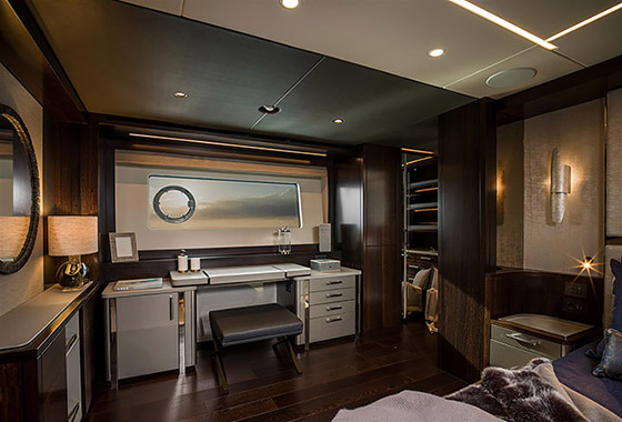 Sunseeker 88 Yacht - Image courtesy of Sunseeker International